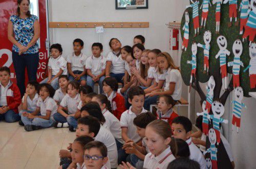 Die Schüler der Österreichischen Schule lernen mit Begeisterung Deutsch und unsere Kultur kennen.
