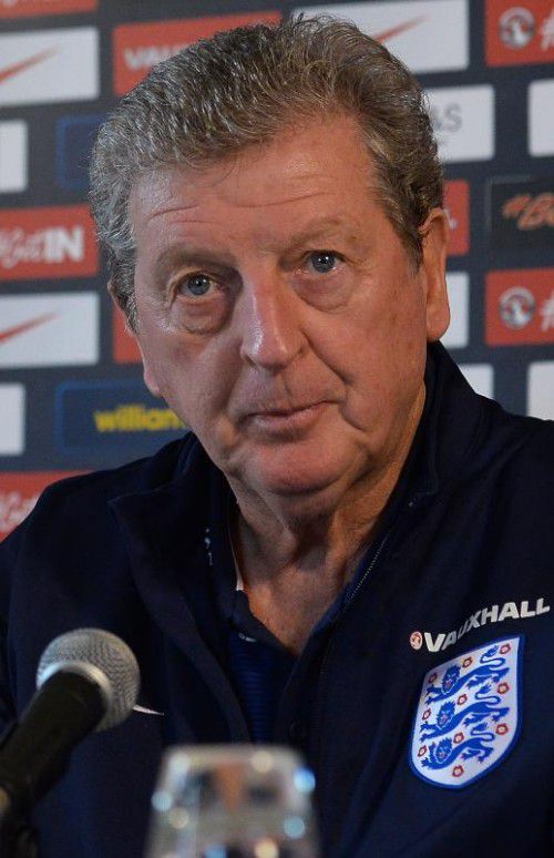 England-Coach Roy Hodgson will mit drei Top-Stürmern spielen.