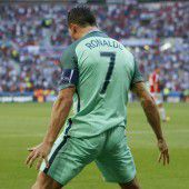 Ronaldo fordert Lewandowski