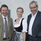 Neue Kanzlei gebührend im Röthner Schlössle gefeiert
