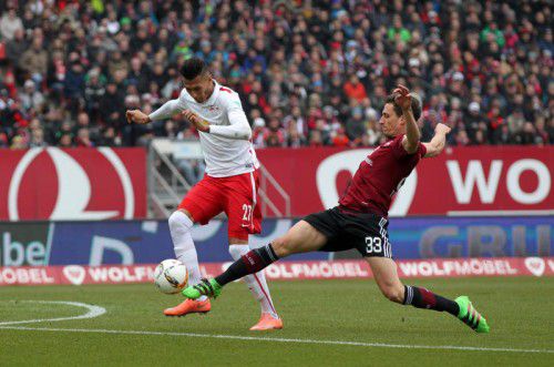 Georg Margreitter (rechts gegen Davie Selke von RB Leipzig) vermochte gleich in seinem ersten Jahr in Nürnberg zu überzeugen.