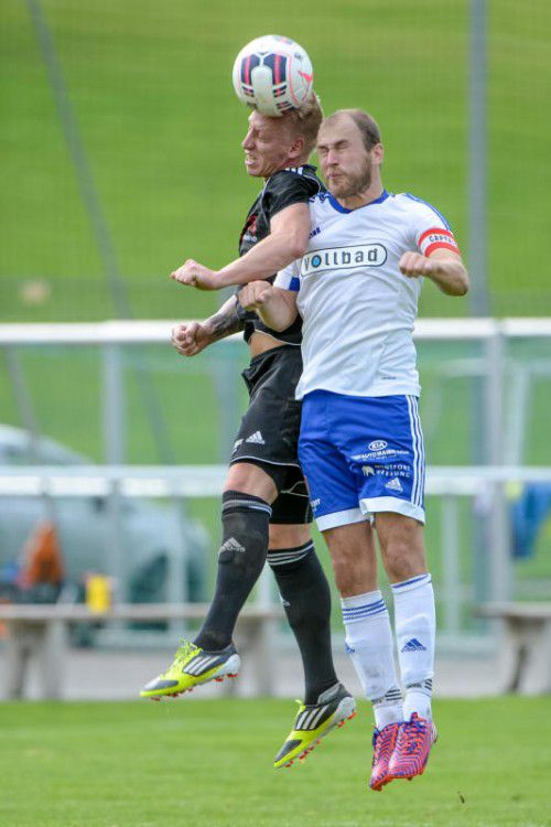 In Vorarlbergs Amateurfußball geht es am Wochende heiß her.