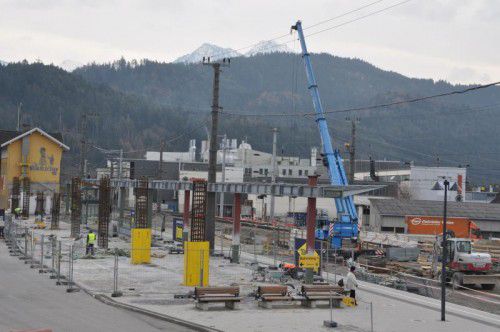 LR Johannes Rauch: Die Haltestellen in Klaus, Altach, Wolfurt und Bregenz-Hafen sollen ausgebaut werden.