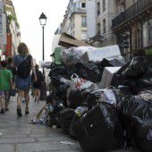 Streikchaos und Müllberge in Paris zum Start