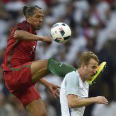 Kung-Fu-Attacke von Bruno Alves