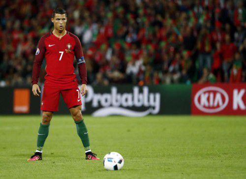 Portugals Rekordmann Cristiano Ronaldo ist den Titel „jüngster Turnierspieler seines Landes“ nunmehr los.