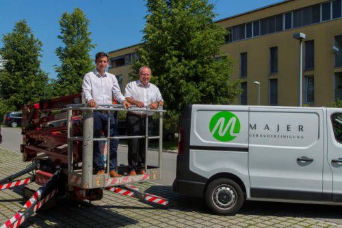 Stefan (l.) und Hans Majer setzen mit ihren Dienstleistungen auf höchste Qualität. „Massengeschäft ist nicht unsere Philosophie“, so die  Wolfurter Unternehmer.