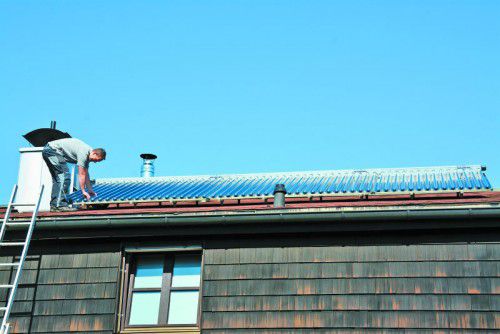 Unerkannte Mängel an der Anlage können zu deutlichen Energieeinbußen führen. Foto: AFP