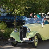 Oldtimer für „Ma hilft“ auf großer Sternfahrt