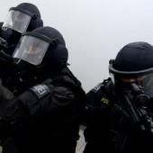 Nach dem Selbstmord seines Bruders mit Amoklauf gedroht