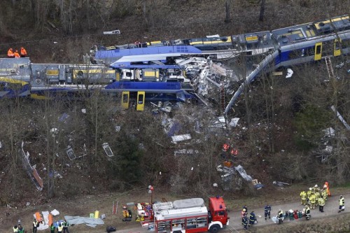 Beim Zusammenstoß zweier Nahverkehrszüge sind am 9. Februar im oberbayerischen Bad Aibling zwölf Menschen ums Leben gekommen.