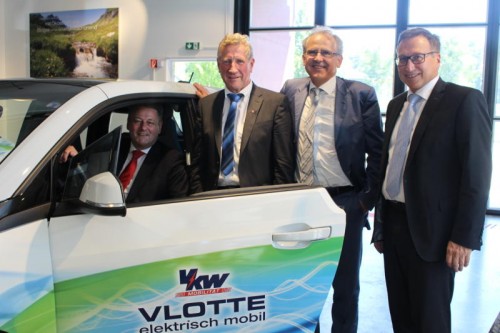Bundesminister Andrä Rupprechter, Landesrat Erich Schwärzler, VKW-Vorstände Christof Germann und Helmut Mennel (v. l.).