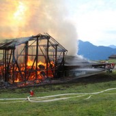 Heustadel in Flammen