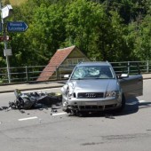 Motorradfahrer übersehen