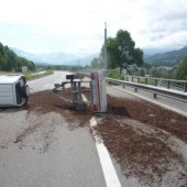 Rindenmulch auf der A 14