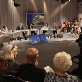 Für die einen ist es fast wie Goethe, für andere banal