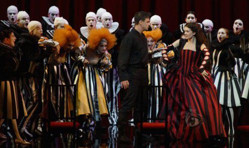 Die „Amleto“-Inszenierung der Bregenzer Festspiele soll in Italien und/oder Deutschland nachgespielt werden.