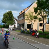 Kinder übernehmen jetzt die Fidelisgasse