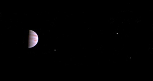 Dieses Foto sendete Juno vom Jupiter.