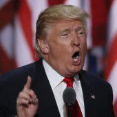 Clinton gegen Trump: Wahlschlacht gestartet