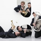 Musik und Skulpturen
