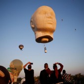 Festival der Ballone lockt Schaulustige