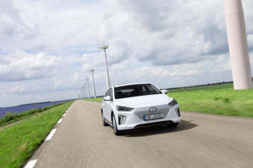 Hyundai Ioniq, Electric-Variante: eine Viereinhalb-Meter-Limousine, drei Versionen – und Strom ist immer dabei.