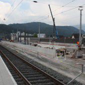 Reges Treiben am Bahnhof