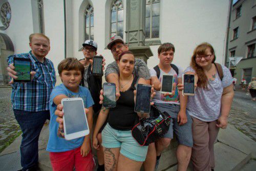 In der Feldkircher Innenstadt waren am Sonntagabend Dutzende Fans auf „Monster“-Jagd.