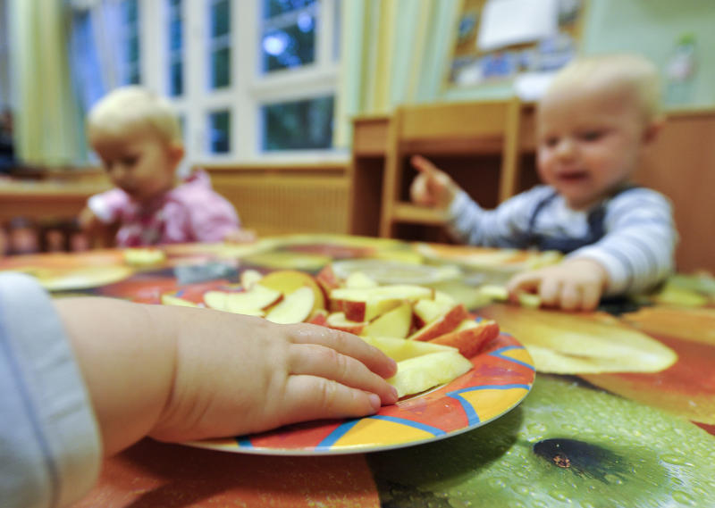 Das neue Kinderbildungs- und Betreuungsgesetz sieht einen Versorgungsauftrag für die Gemeinden vor.  APA/Neubauer