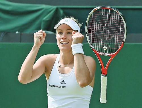Losgelöst nach dem Sieg: Angelique Kerber freut sich über den Erfolg gegen Venus Williams, im Finale wartet Schwester Serena.