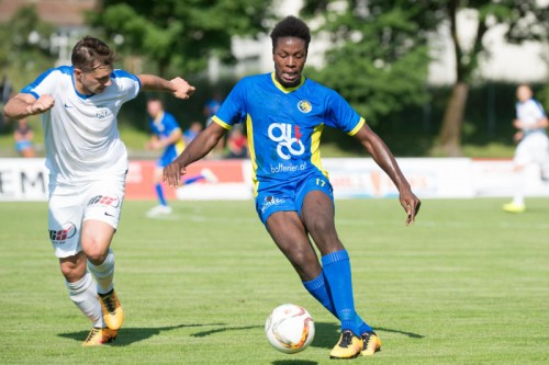 Neuzugang Martin Boakye soll den VfB zum Sieg schießen.