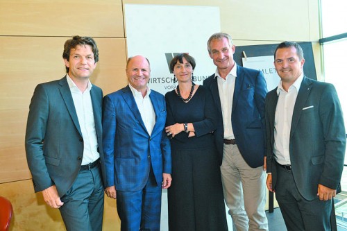 Michael Diem, Hans-Peter Metzler, Elisabeth Sobotka, Markus Linhart sowie Jürgen Kessler (v. l.).