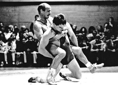 Mit 39 Jahren gab Reinhard Hartmann (l.) ein Comeback in der Bundesliga und besiegte Manfred Brötzner mit 18:7 Punkten.