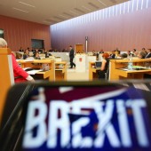 Harte Wortgefechte um Brexit