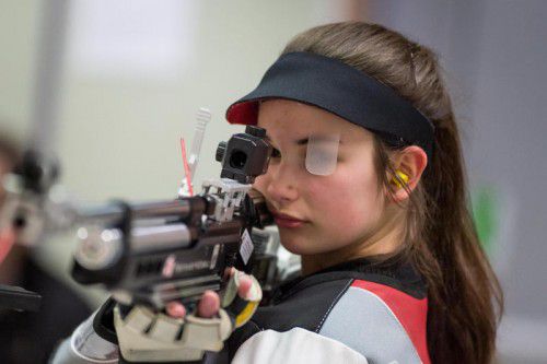 Sheileen Waibel holte sich sieben Goldene und wurde VSB-Open-Siegerin im Liegendbewerb.