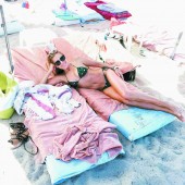 Von Ibiza bis St. Tropez: Wo die Promis urlauben
