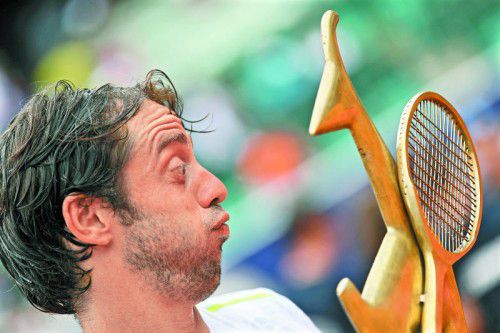 Von seinem Finalerfolg in Kitzbühel und der Gamstrophäe überrascht: Paolo Lorenzi.