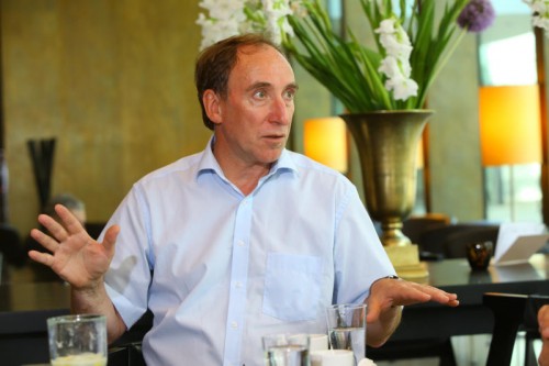 „Wenn es mit dem Regierungspartner Volkspartei einmal schwierig wird, dann ziehen wir uns auf das Regierungsprogramm zurück“: Landesrat Johannes Rauch.