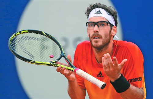 Wie konnte das passieren? Gerald Melzer tat sich mit der Analyse der Niederlage gegen Lorenzi schwer.