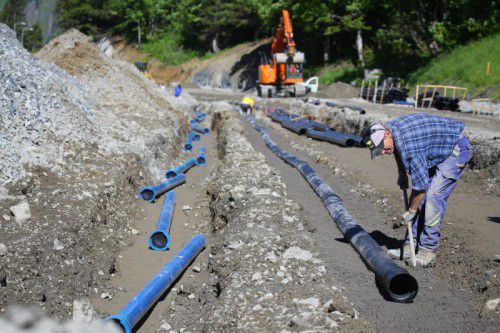 Mehr Verkehrssicherheit und Konjunkturimpulse durch Millionen für Straßenbauten. Foto: VN/Hofmeister