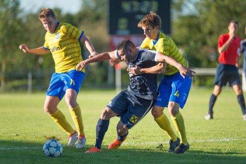Die Kicker des VfB Hohenems hatten im VFV-Cup ihre liebe Mühe mit Admira Dornbirn.