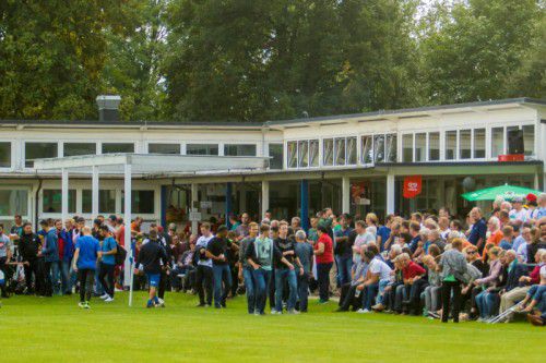 Groß war das Zuschaueraufkommen auf der Sportanlage in Kennelbach am vergangenen Wochenende beim Heimderby gegen Lauterach.