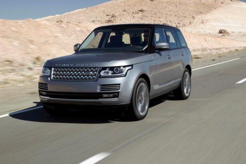 Land Rovers Flaggschiff Range Rover hat in der 4. Generation an Feinheiten zu- aber nicht an Offroad-Talenten abgelegt.