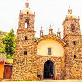 Riesiger Tempel in Raqchi