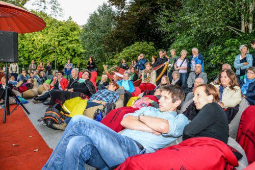 „StadtLesen“: Was 2009 mit neun österreichischen Partnerstädten begann, tourt mittlerweile als groß angelegtes Lese-Event durch drei europäische Länder.