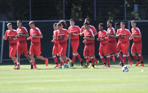Warmlaufen für Österreichs Fußball-Nationalteam vor dem ersten WM-Qualifikationsspiel gegen Georgien.