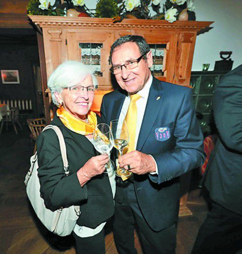 Weinreise-Organisator Manfred Garzon und Herma.