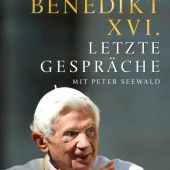 Papst Benedikt XVI. zeigt sich selbstkritisch