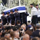 Bewegender Abschied von Israels Altpräsident und Friedensnobelpreisträger Shimon Peres